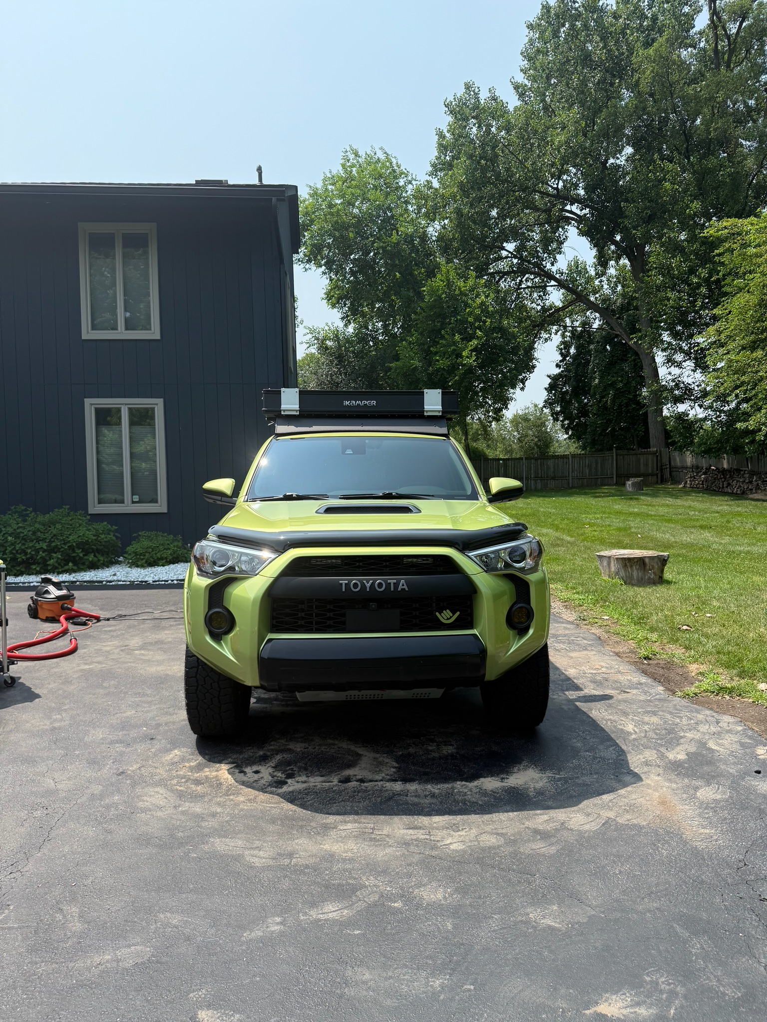 Car detailing service: washing, polishing, and waxing exterior